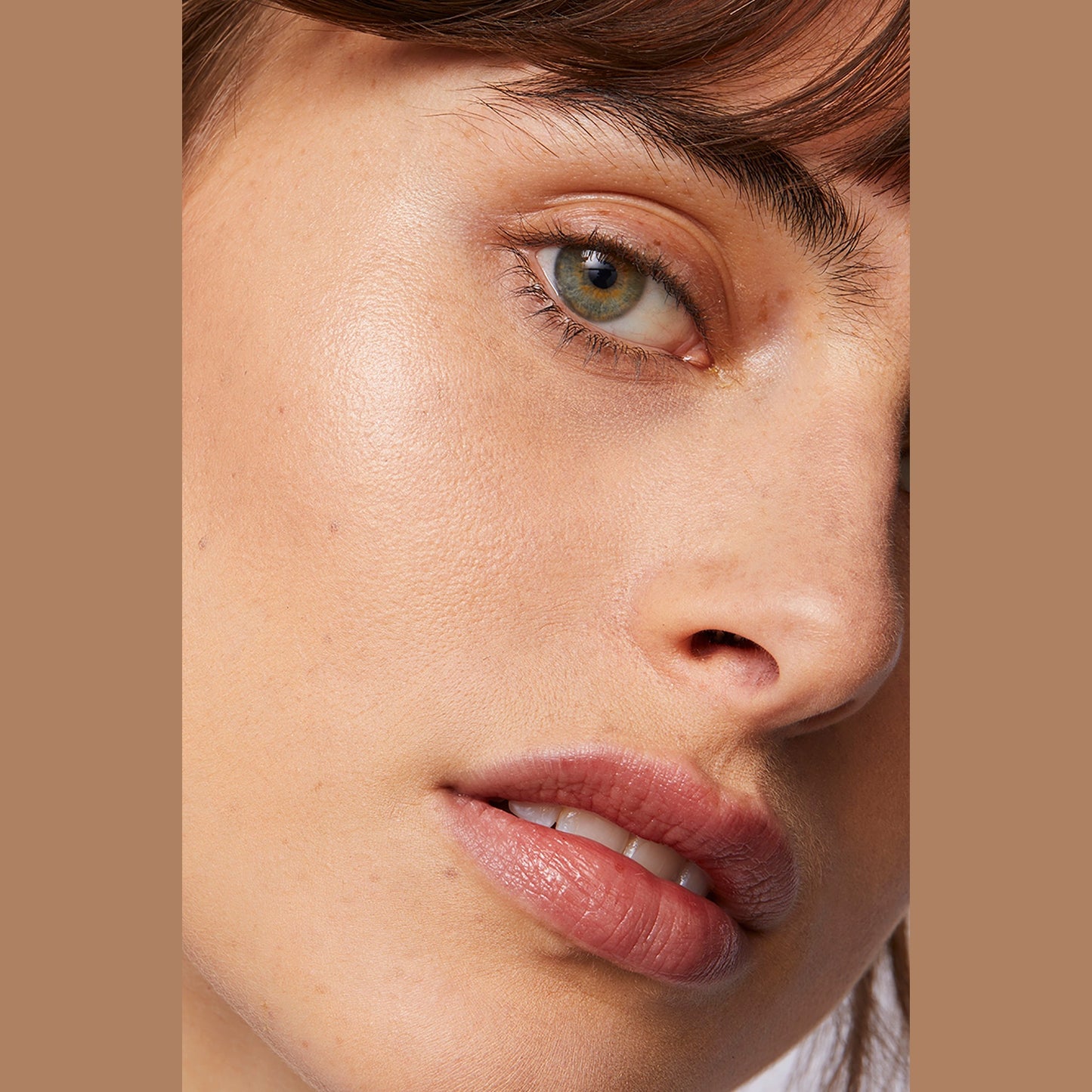 Double Take Contour Stick