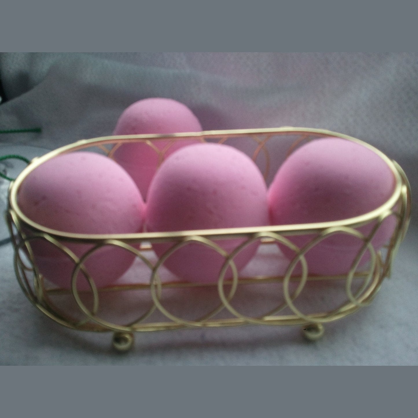 14 bath bombs in Plumeria fragrance, gift bag bath fizzies, great for dry skin, shea, cocoa, 7 ultra rich oils
