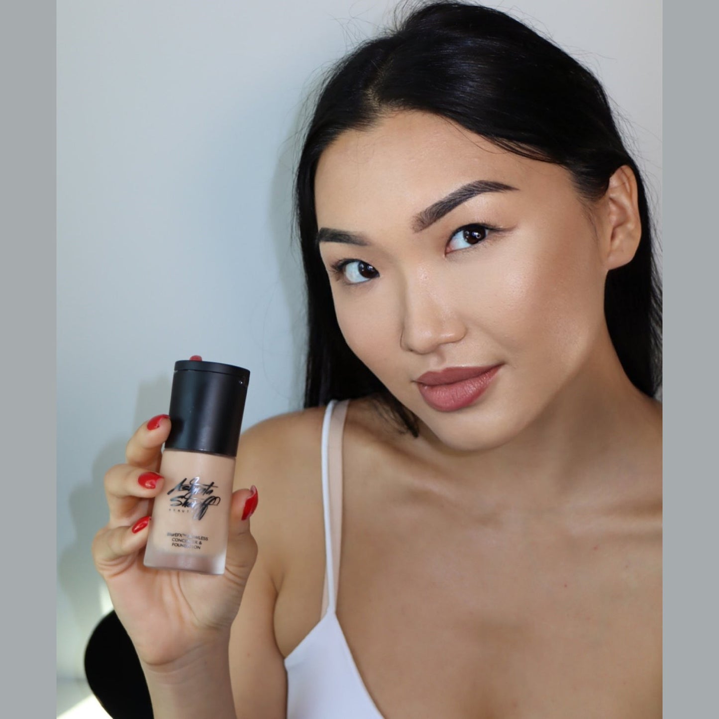 Ashunta Sheriff Beauty BlurEFX™ Flawless Concealer & Foundation Duo