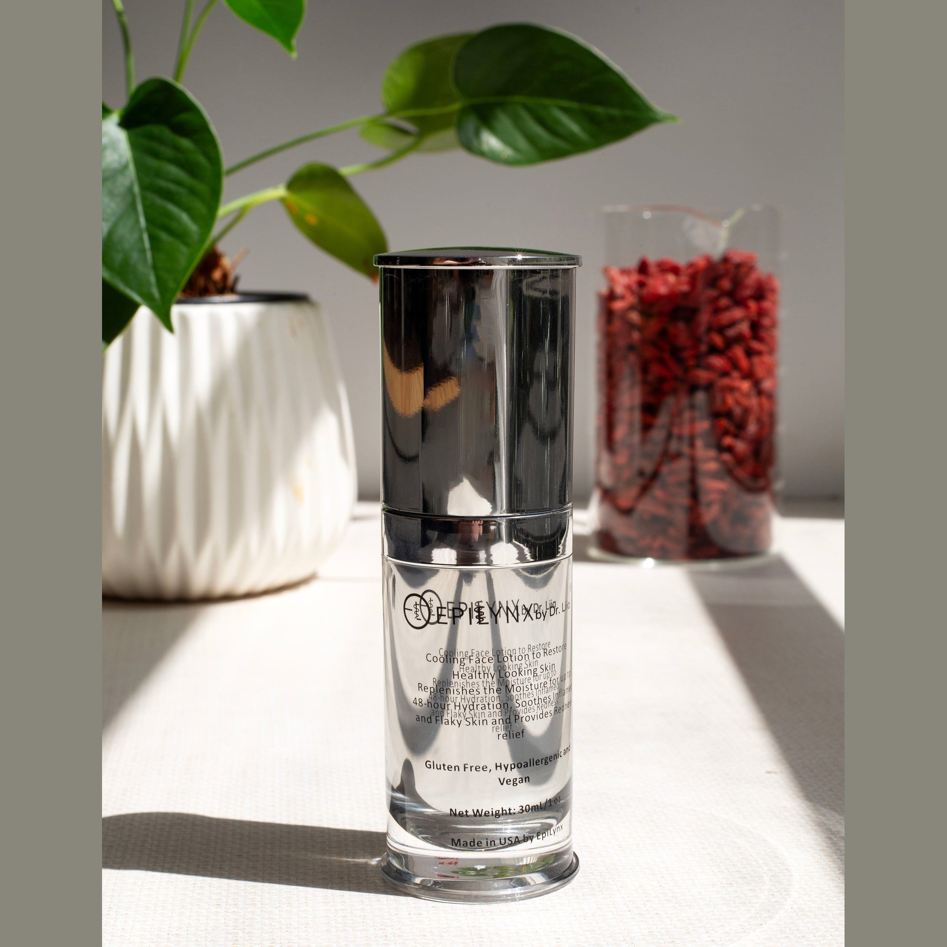 Face Moisturizer for Sensitive and Dry Skin - Lightweight