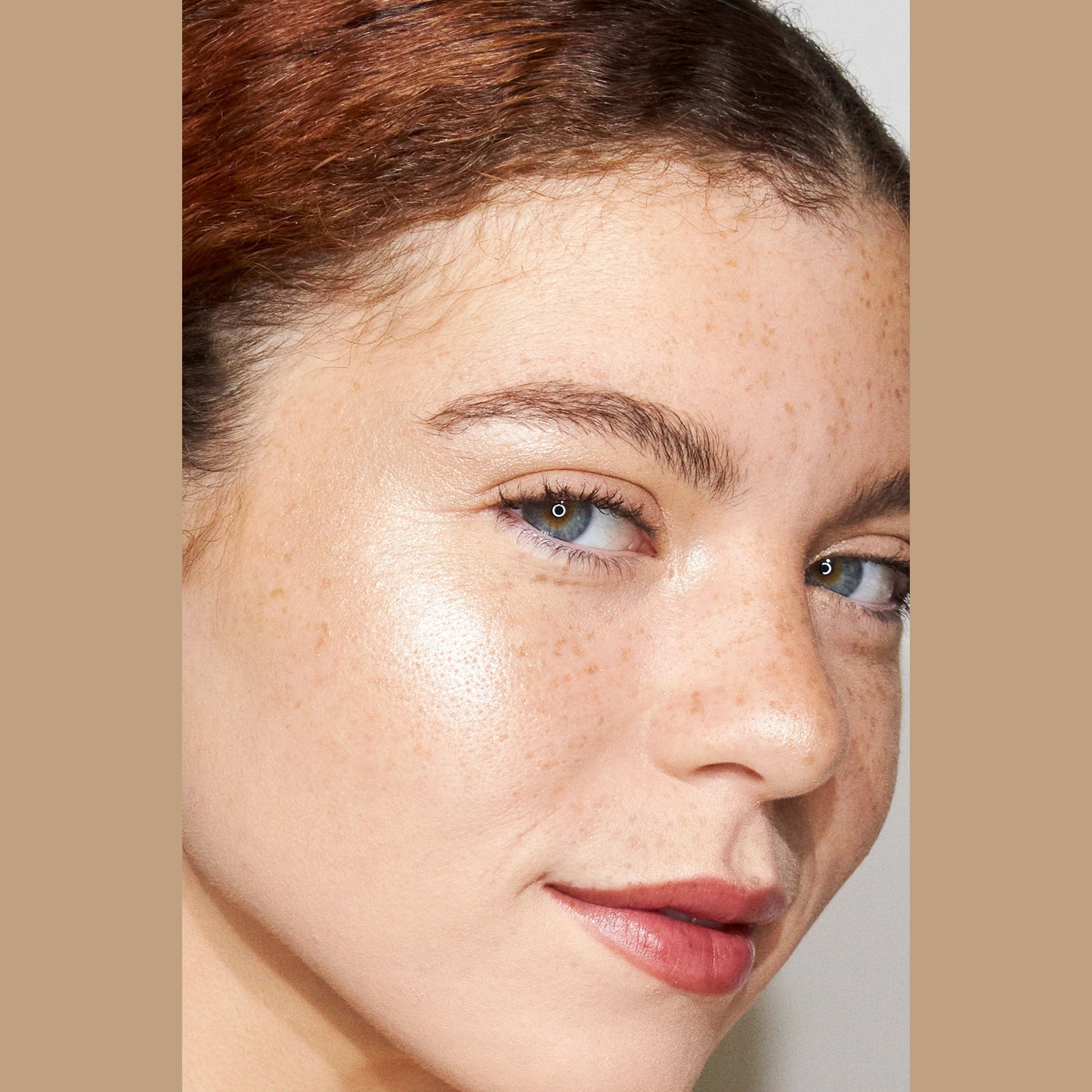 Double Take Skin Perfecting Highlighter