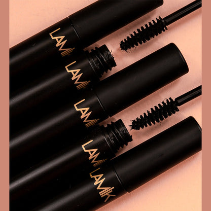 Show Out Mascara