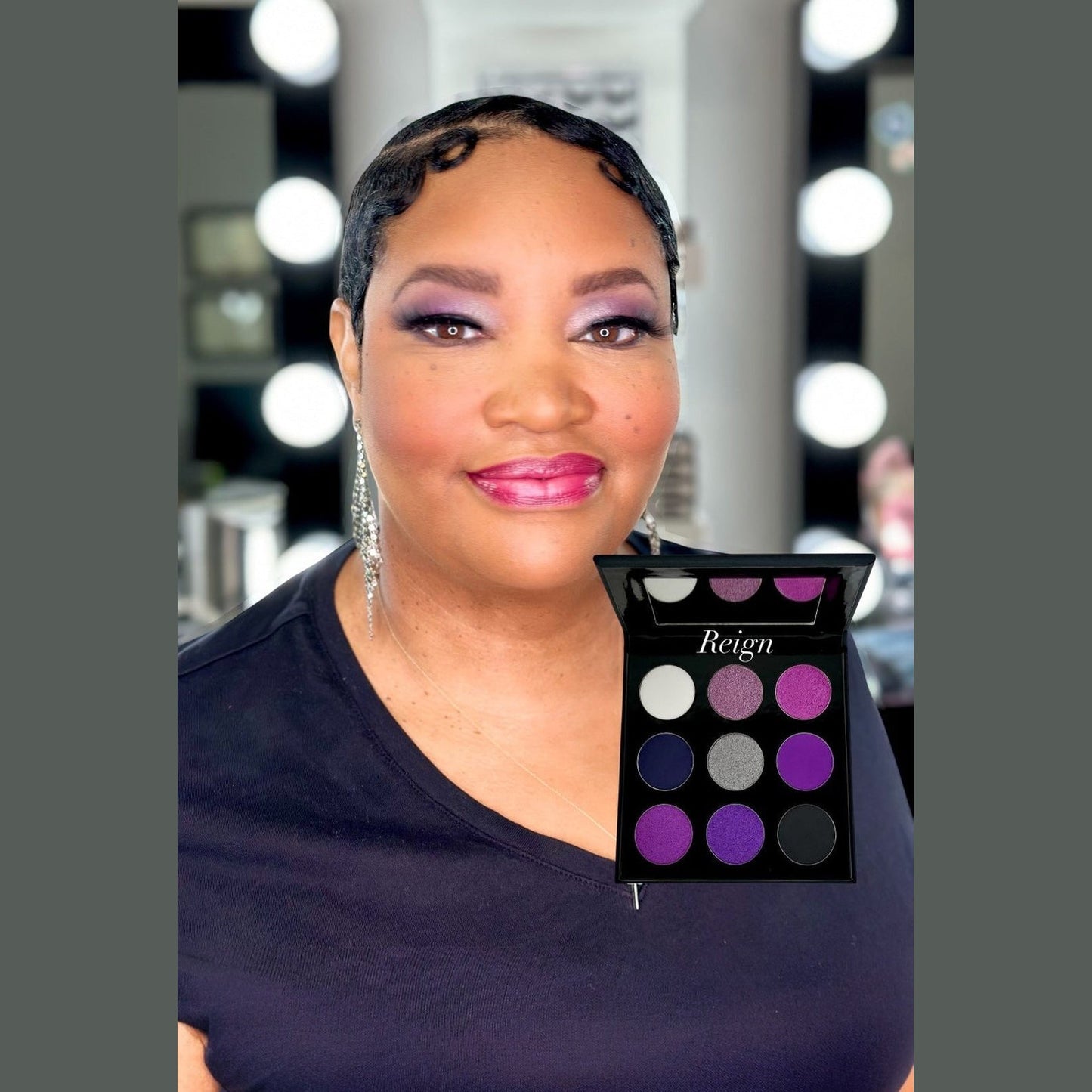 REIGN EYESHADOW PALETTE