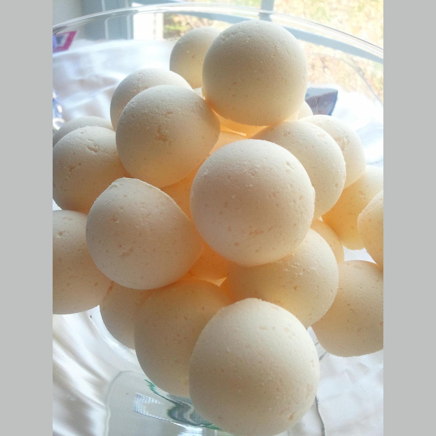 14 bath bombs (select from over 100 fragrances) our Little Bag of Balls (great for dry skin)