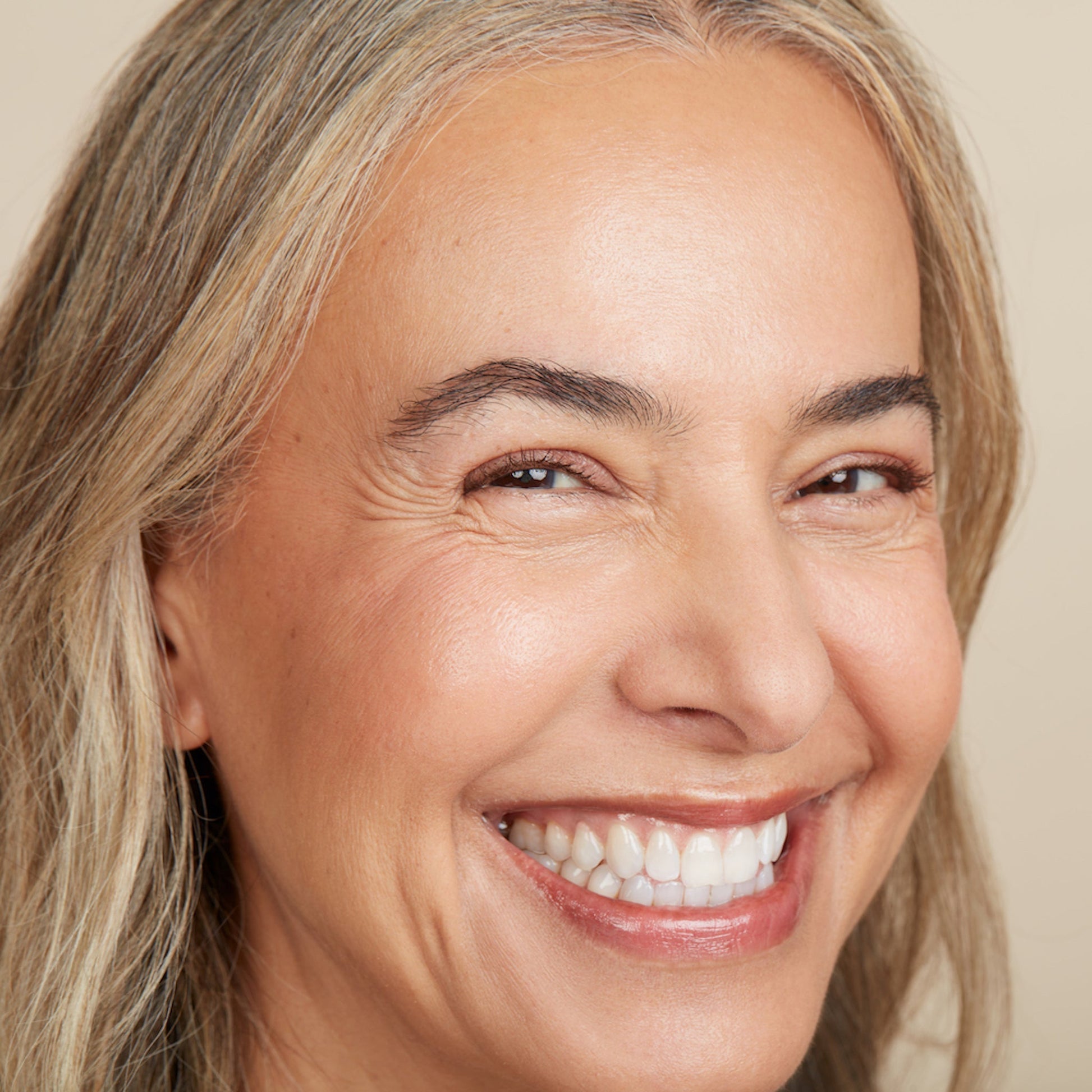 Architect Eyes Buildable Mascara